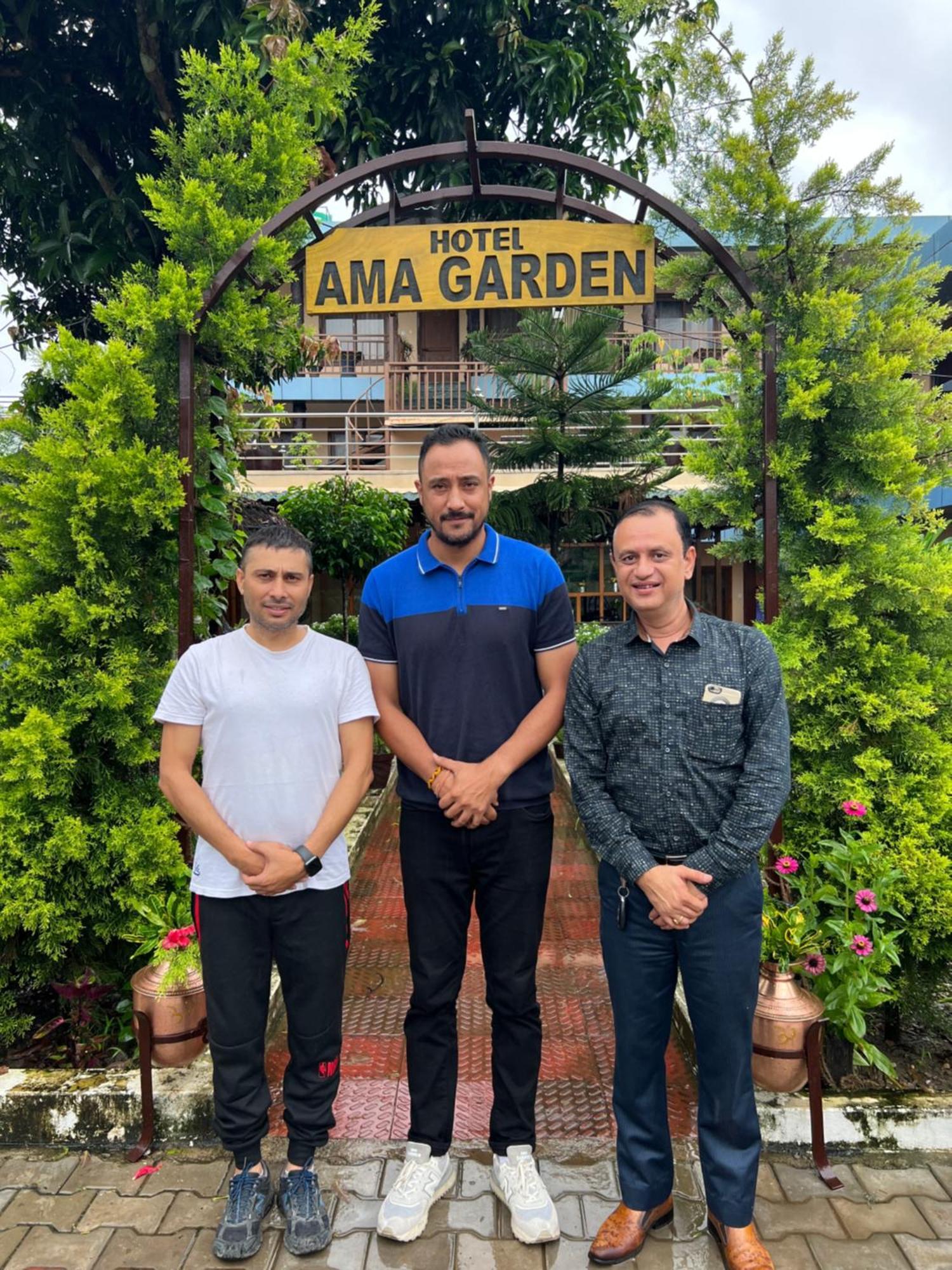 Ama Garden Sauraha Hotell Eksteriør bilde