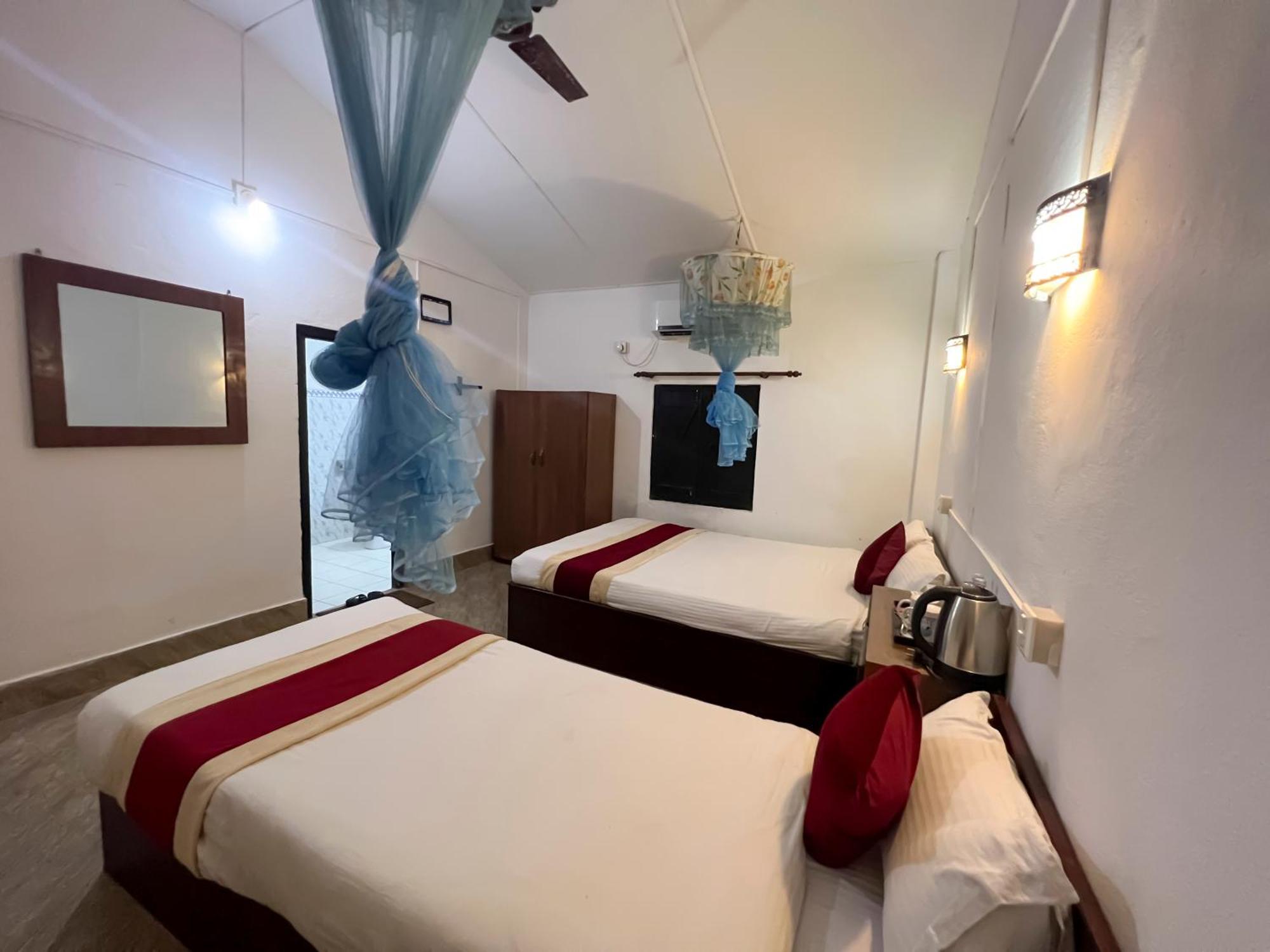 Ama Garden Sauraha Hotell Eksteriør bilde