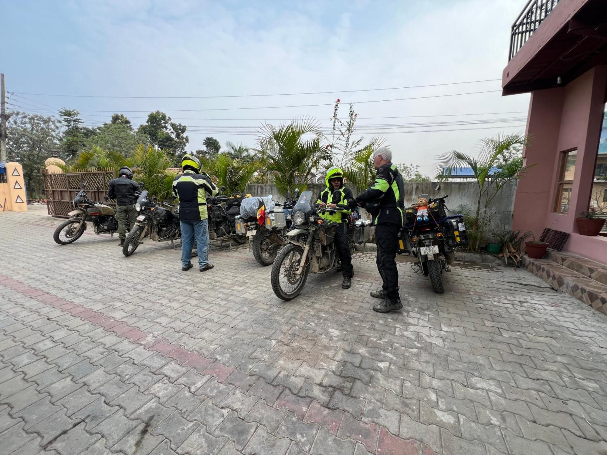 Ama Garden Sauraha Hotell Eksteriør bilde