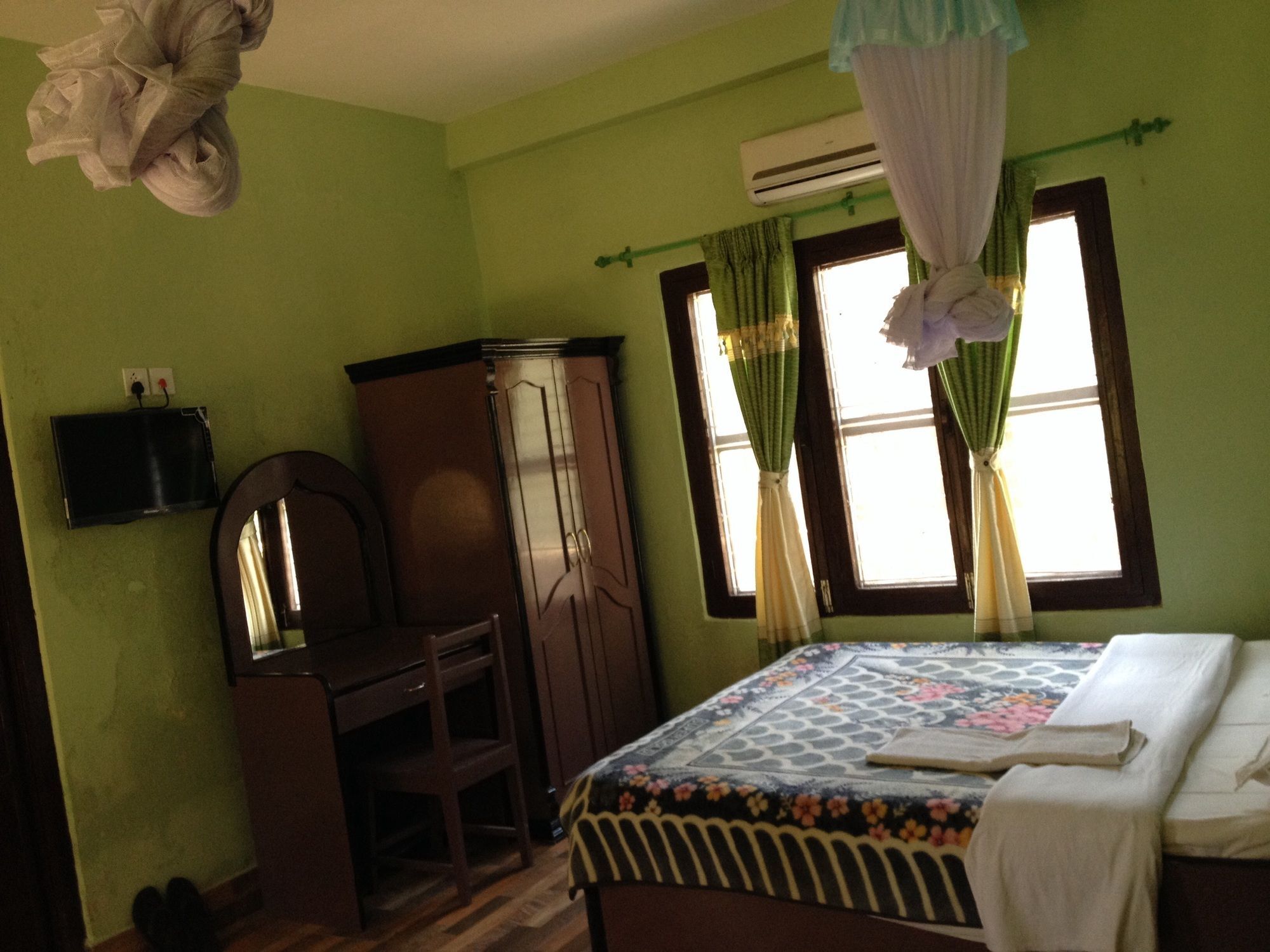 Ama Garden Sauraha Hotell Eksteriør bilde