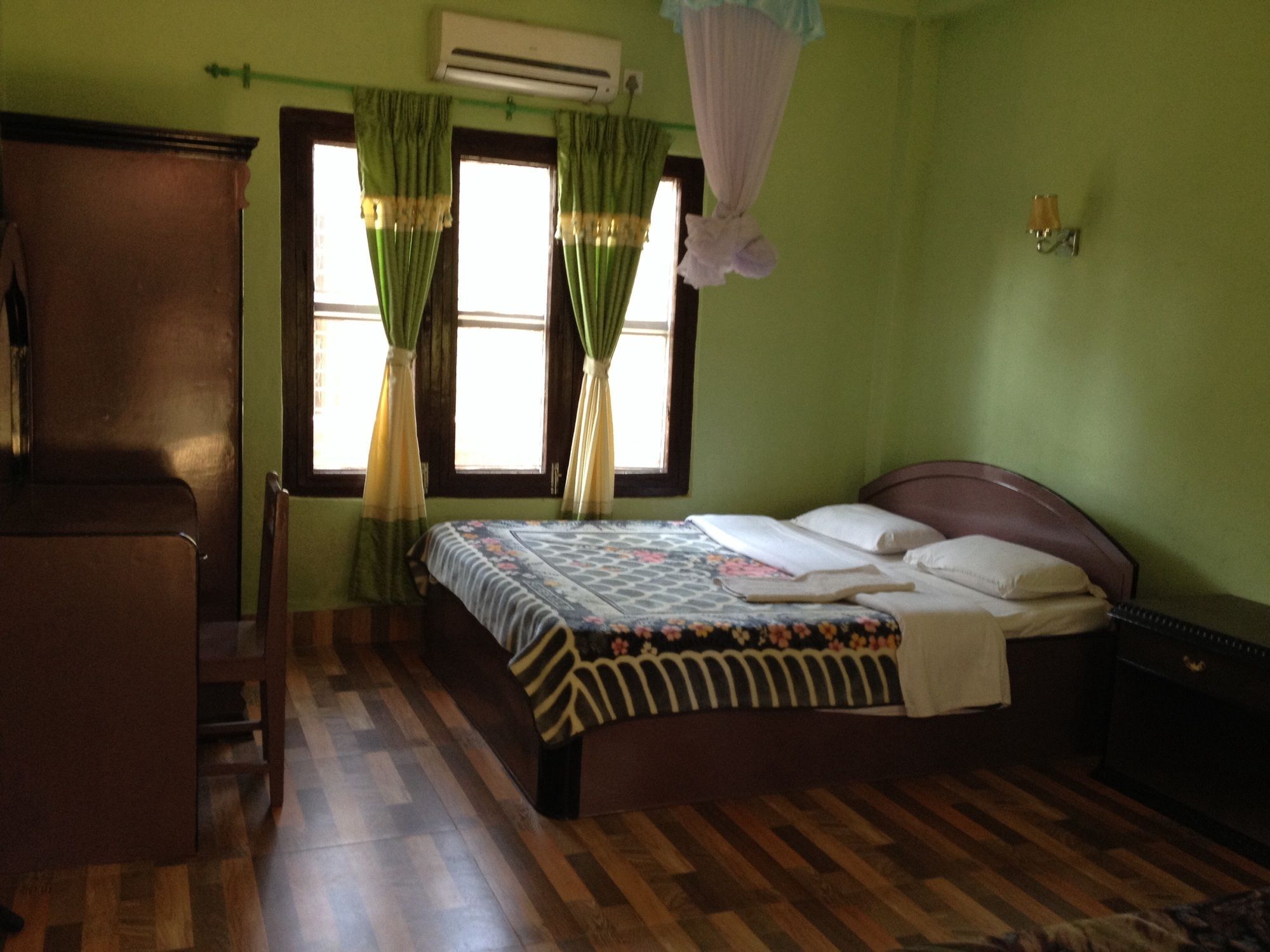 Ama Garden Sauraha Hotell Eksteriør bilde